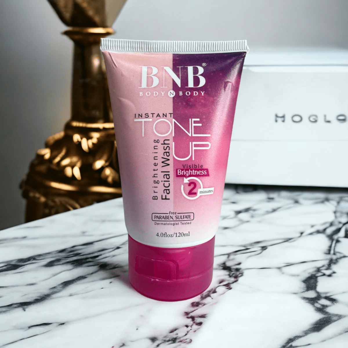 BNB Tone up Facial Wash 120ml - Gift Point