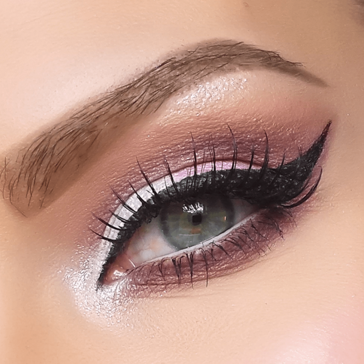 Kryolan Cake Eyeliner Sealer - Gift Point