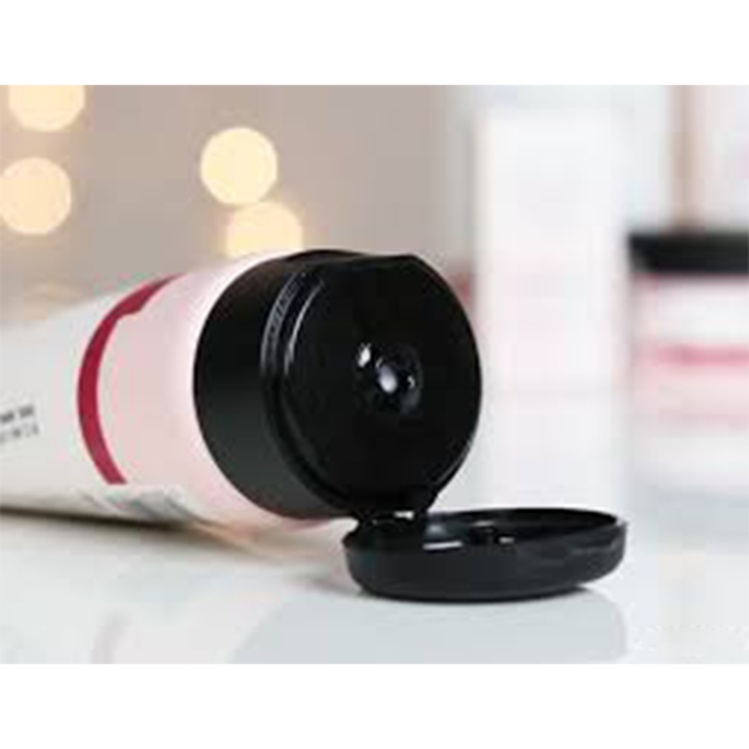 the-body-shop-vitamin-e-gentle-facial-wash-150ml