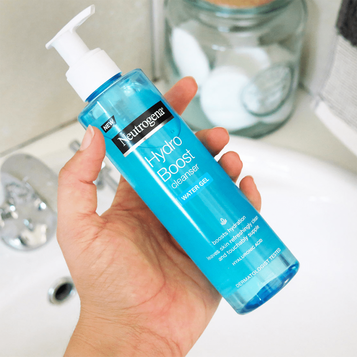 Neutrogena Hydro Boost Water Gel Cleanser 200ml - Gift Point